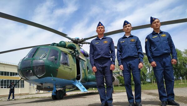 Торжественная церемония передачи военной техники Генштабу - Sputnik Кыргызстан