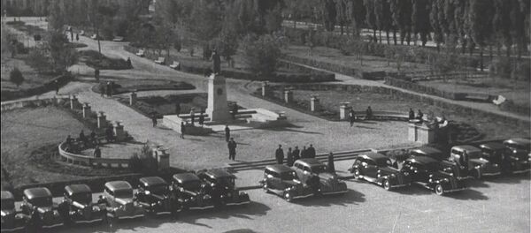 Нам удалось отыскать уникальное видео — как выглядел Бишкек 80 лет назад - Sputnik Кыргызстан