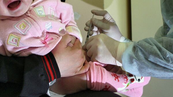 Вакцинация детей. Архивное фото - Sputnik Кыргызстан