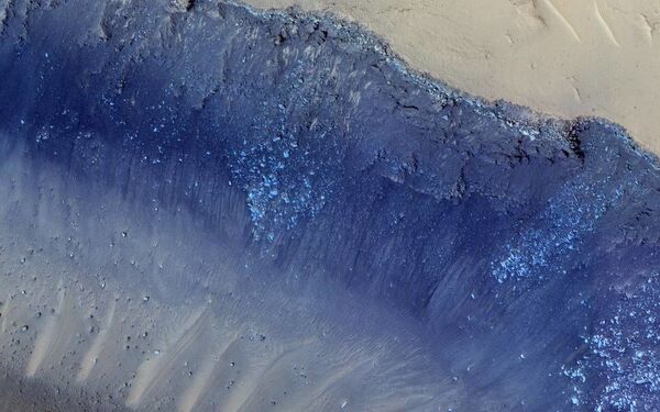 Крутые склоны Cerberus Fossae на Марсе - Sputnik Кыргызстан