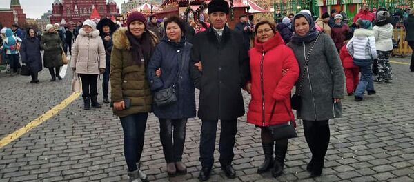 Россиянка Наталья нашла отца Ишенбека Абыкеева спустя 32 года - Sputnik Кыргызстан