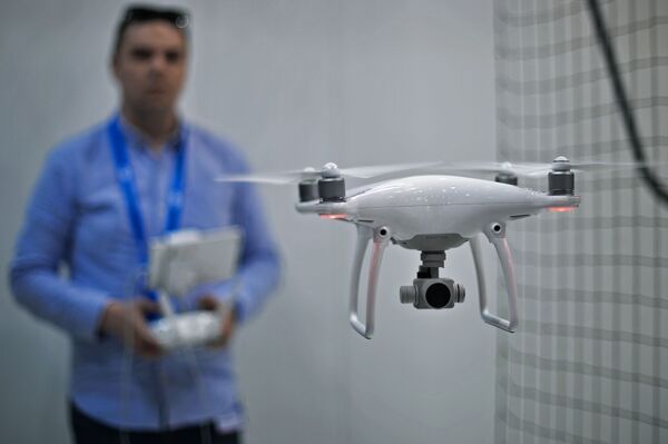 Полеты дронов в КР могут сильно ограничить. Подробно о возможных запретах - Sputnik Кыргызстан