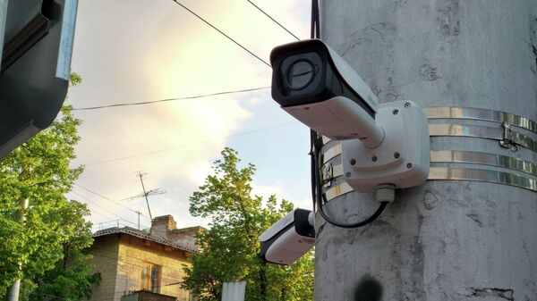 Камера проекта Безопасный город на улице Ахунбаева. Архивное фото - Sputnik Кыргызстан