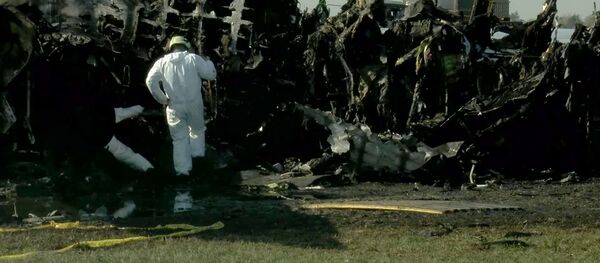 Глава СК РФ А. Бастрыкин посетил место происшествия в аэропорту Шереметьево Глава СК РФ А. Бастрыкин посетил место происшествия в аэропорту Шереметьево - Sputnik Кыргызстан