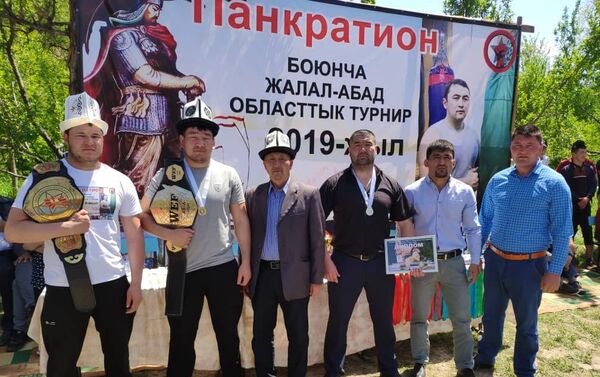 В нем участвовало порядка 100 спортсменов со всей области. - Sputnik Кыргызстан