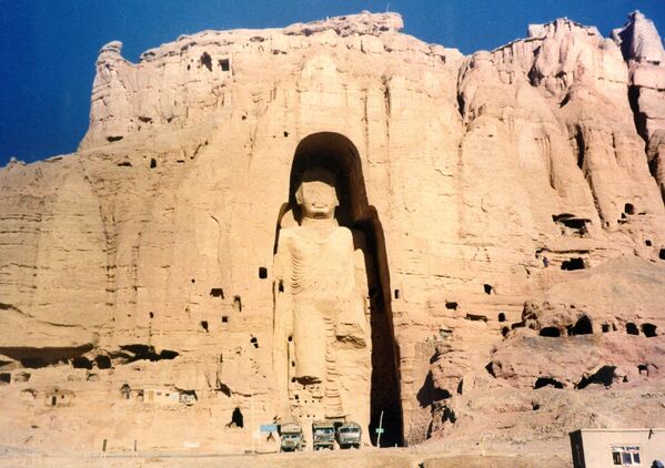 Бамианские статуи Будды, Афганистан,1997 год  - Sputnik Кыргызстан