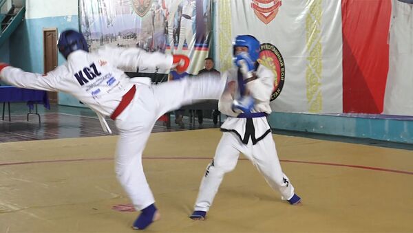 Как пограничники победили в турнире по рукопашному бою в Бишкеке — видео - Sputnik Кыргызстан