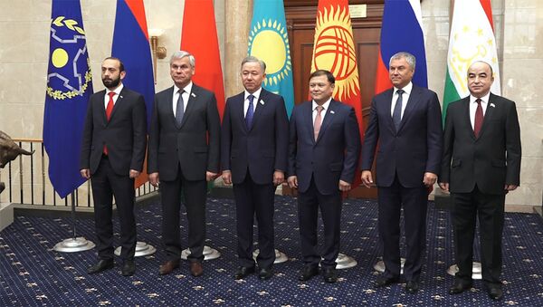 Важные заявления с заседания спикеров стран ОДКБ в Бишкеке — видео - Sputnik Кыргызстан