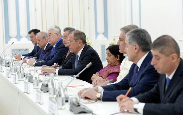 В Бишкеке в среду состоялся саммит глав МИД стран ШОС. - Sputnik Кыргызстан