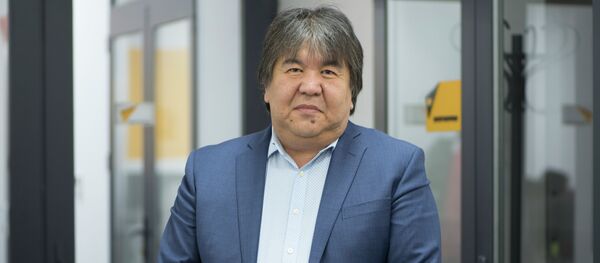 Ата Мекен фракциясынын депутаты Садык Шер-Нияз - Sputnik Кыргызстан