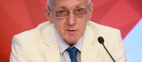 Ведущий научный сотрудник Центра арабских и исламских исследований Института востоковедения РАН Борис Долгов. Архивное фото - Sputnik Кыргызстан