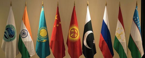 ШКУ мамлекеттеринин желектери. Архив - Sputnik Кыргызстан