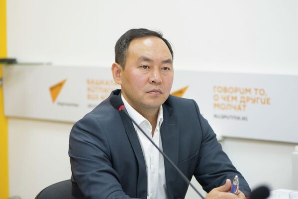 Заведующий отделом транспорта и муниципальной собственности аппарата мэрии Бишкека Кубан Джусупов - Sputnik Кыргызстан