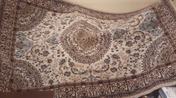 В мечети под Бишкеком украли 12 ковров — фото задержанного - Sputnik Кыргызстан