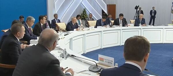 Президенты на юбилейном саммите ЕАЭС в Нур-Султане. Трансляция завершена - Sputnik Кыргызстан