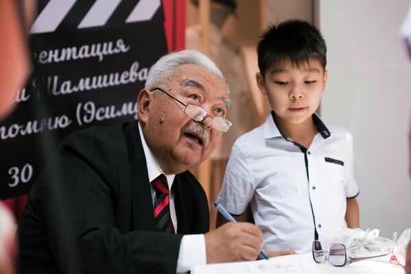 Болот Шамшиев был одним из творцов кыргызского чуда в кинематографе - Sputnik Кыргызстан