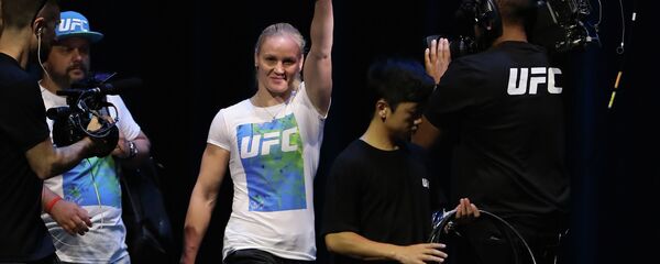 Чемпионка UFC Валентина Шевченко - Sputnik Кыргызстан