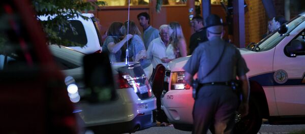 Стрельба в муниципальном комплексе в Вирджиния-Бич - Sputnik Кыргызстан