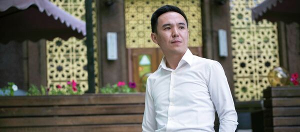 Госслужащий Данияр Абдыкадыров  - Sputnik Кыргызстан