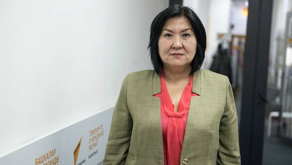 Билим берүү жана илим министринин орун басары Надира Жусупбекова - Sputnik Кыргызстан