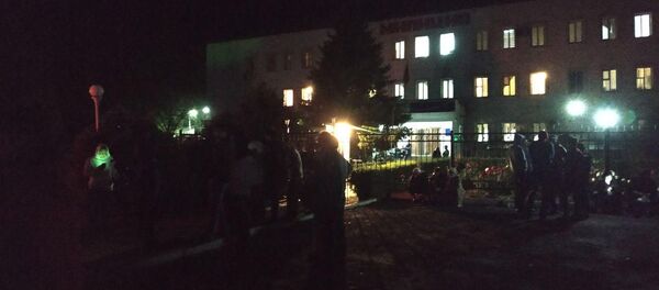 Беспорядки в селе Орок Сокулукского района Беспорядки в селе Орок Сокулукского района - Sputnik Кыргызстан