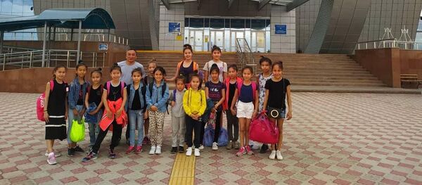 Открытый чемпионат Жамбылской области по художественной и эстетической групповой гимнастике Открытый чемпионат Жамбылской области по художественной и эстетической групповой гимнастике - Sputnik Кыргызстан