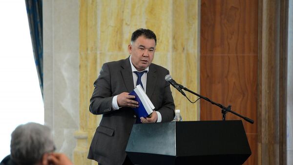 Председатель ЦИК по выборам и проведению референдумов Туйгунаалы Абдраимов - Sputnik Кыргызстан