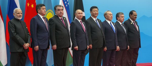ШКУ мамлекеттеринин лидерлери. Архив ШКУ мамлекеттеринин лидерлери. Архив - Sputnik Кыргызстан