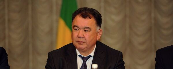 Өкмөттүн Чүй облусундагы өкүлү Туйгунаалы Абдраимов. Архив - Sputnik Кыргызстан