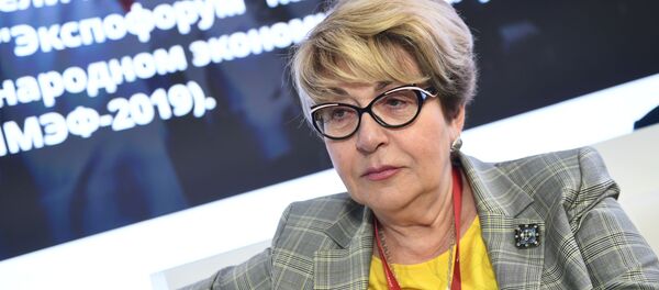 Работа стенда МИА Россия сегодня во второй день ПМЭФ - Sputnik Кыргызстан