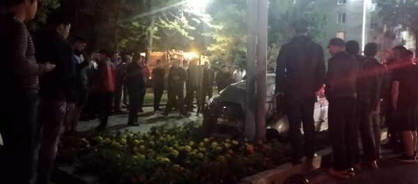 Жол кырсыгы 12-июнда кечки саат 22.05 чамасында Чүй проспектиси менен Жаш Гвардия бульварынын кесилишинде болгон - Sputnik Кыргызстан