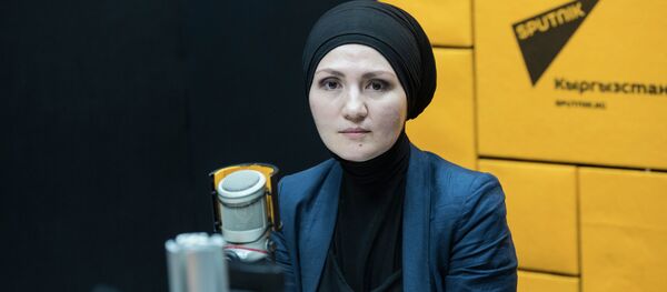 Координатор проектов Международной организации труда в Кыргызстане Амина Курбанова Координатор проектов Международной организации труда в Кыргызстане Амина Курбанова - Sputnik Кыргызстан