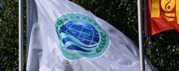 Президент РФ В. Путин принимает участие в заседании Совета глав государств – членов ШОС в Бишкеке Президент РФ В. Путин принимает участие в заседании Совета глав государств – членов ШОС в Бишкеке - Sputnik Кыргызстан