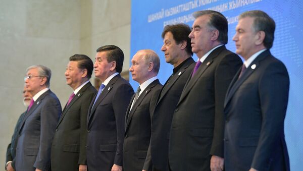 Президент РФ В. Путин принимает участие в заседании Совета глав государств – членов ШОС в Бишкеке - Sputnik Кыргызстан
