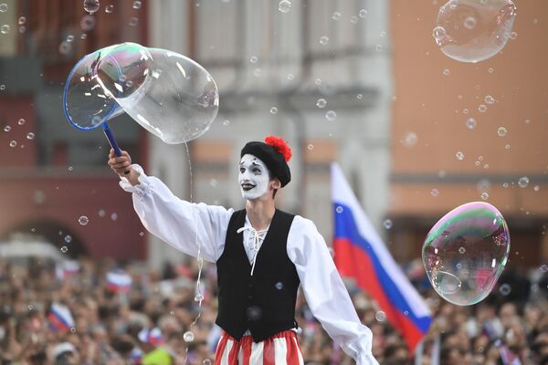 Праздничный концерт на Красной площади, посвященный Дню России - Sputnik Кыргызстан