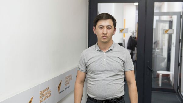 Главный специалист отдела возобновляемой энергетики ГКПЭН Бекнур Маратбеков - Sputnik Кыргызстан