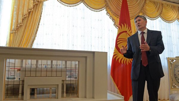 Экс-президент КР Алмазбек Атамбаев. Архивное фото - Sputnik Кыргызстан