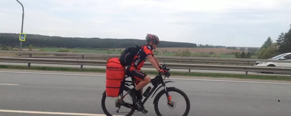 Это не шутка! Бишкекчанин едет во Францию на велосипеде — видео Это не шутка! Бишкекчанин едет во Францию на велосипеде — видео - Sputnik Кыргызстан