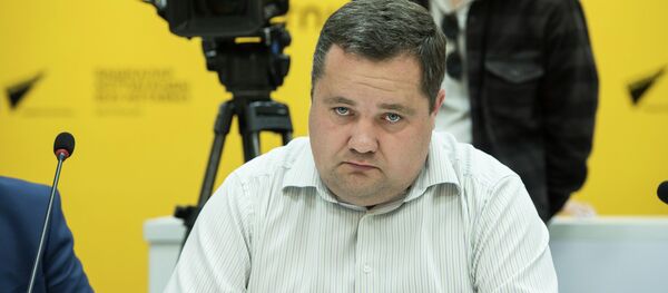 Юрист Владимир Плужник. Архивное фото Юрист Владимир Плужник. Архивное фото - Sputnik Кыргызстан