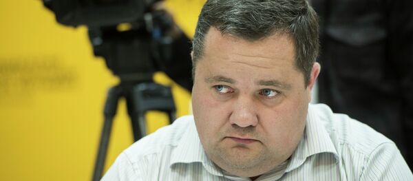 Директор единого правового центра Вигенс Владимир Плужник. Архивное фото - Sputnik Кыргызстан