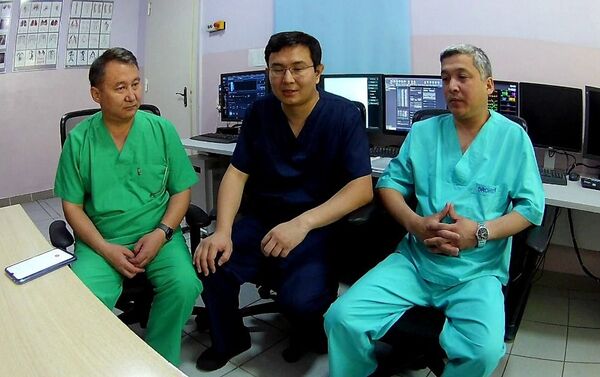 В Оше провели высокотехнологичную операцию на головном мозге без использования скальпеля - Sputnik Кыргызстан