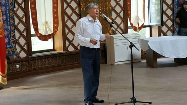 Сторонники экс-президента Алмазбека Атамбаева собрались в селе Кой-Таш  - Sputnik Кыргызстан