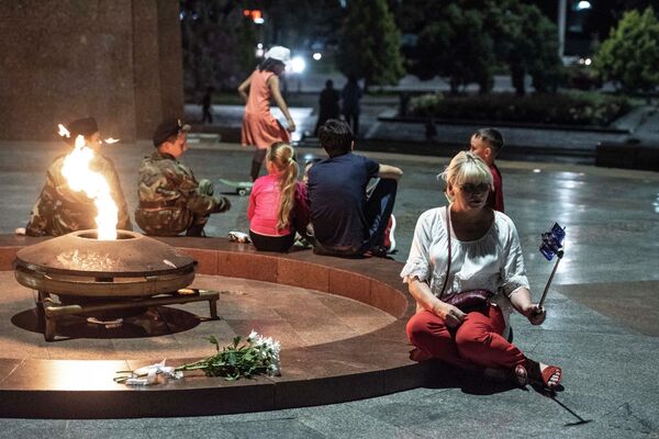 Акция Свеча памяти в Бишкеке - Sputnik Кыргызстан