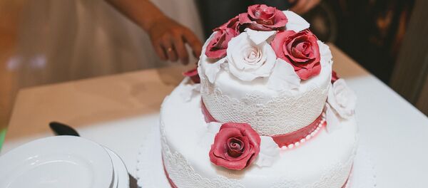 Свадебный торт. Архивное фото - Sputnik Кыргызстан