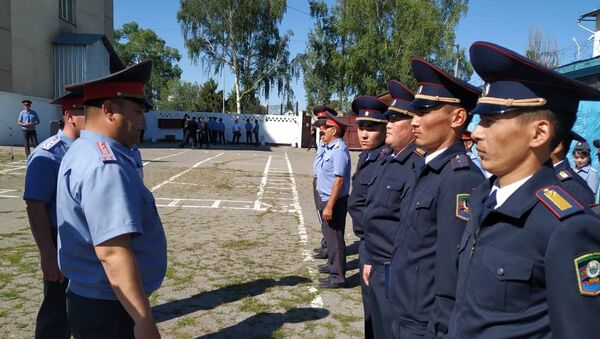 Для работы с иностранными туристами на Иссык-Куле создана туристическая милиция из 22 сотрудников, при патрульно-постовой службе - Sputnik Кыргызстан