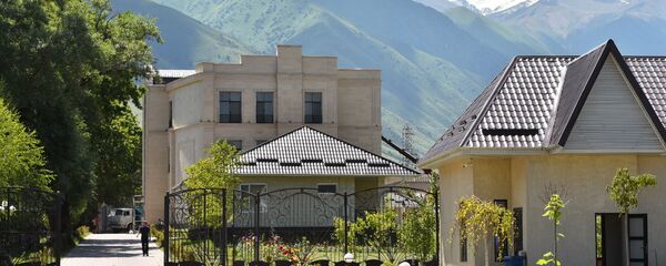 Дом экс-президента КР Алмазбека Атамбаева в селе Кой-Таш Чуйской области - Sputnik Кыргызстан
