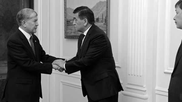 Все о ситуации вокруг Атамбаева за 2 минуты — видео - Sputnik Кыргызстан
