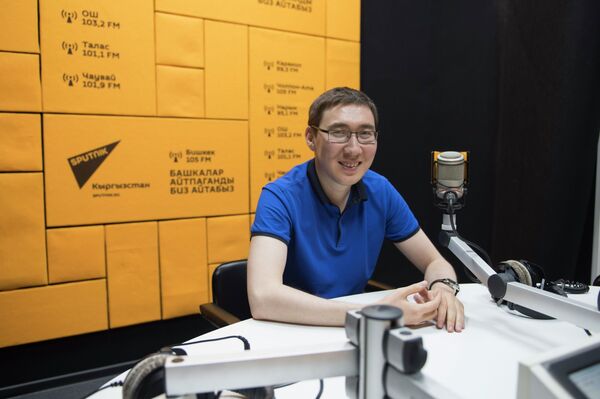 Пока вел расследование, успел жениться — журналисты Sputnik о работе в 2019-м Пока вел расследование, успел жениться — журналисты Sputnik о работе в 2019-м - Sputnik Кыргызстан