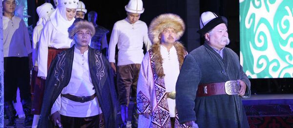 Бишкекте өткөн Дүйнөлүк эпостор фестивалынын алкагында болгон сынактардын жыйынтыгы чыкканын Маданият, маалымат жана туризм министрлиги билдирди Бишкекте өткөн Дүйнөлүк эпостор фестивалынын алкагында болгон сынактардын жыйынтыгы чыкканын Маданият, маалымат жана туризм министрлиги билдирди - Sputnik Кыргызстан