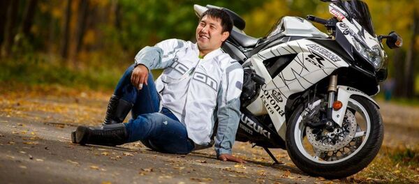 Глава сообщества мотоциклистов в Кыргызстане Асхат Сеитбеков - Sputnik Кыргызстан